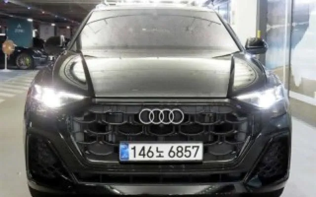 인천무직중고차할부 Q8 55 TFSI 콰트로 프리미엄 매물 사진 17 - 2025/06 8,007km